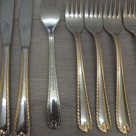 Lot of 17 Pieces SOLIGEN GERMANY 18/10 Stainless & GOLD Accent Flatware - Picture 13 of 13